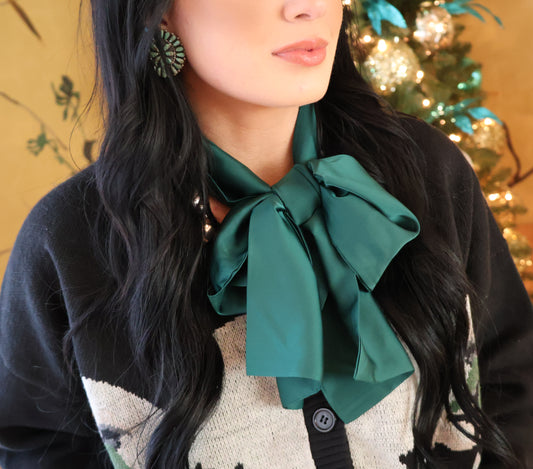 The Evergreen Satin Twilly