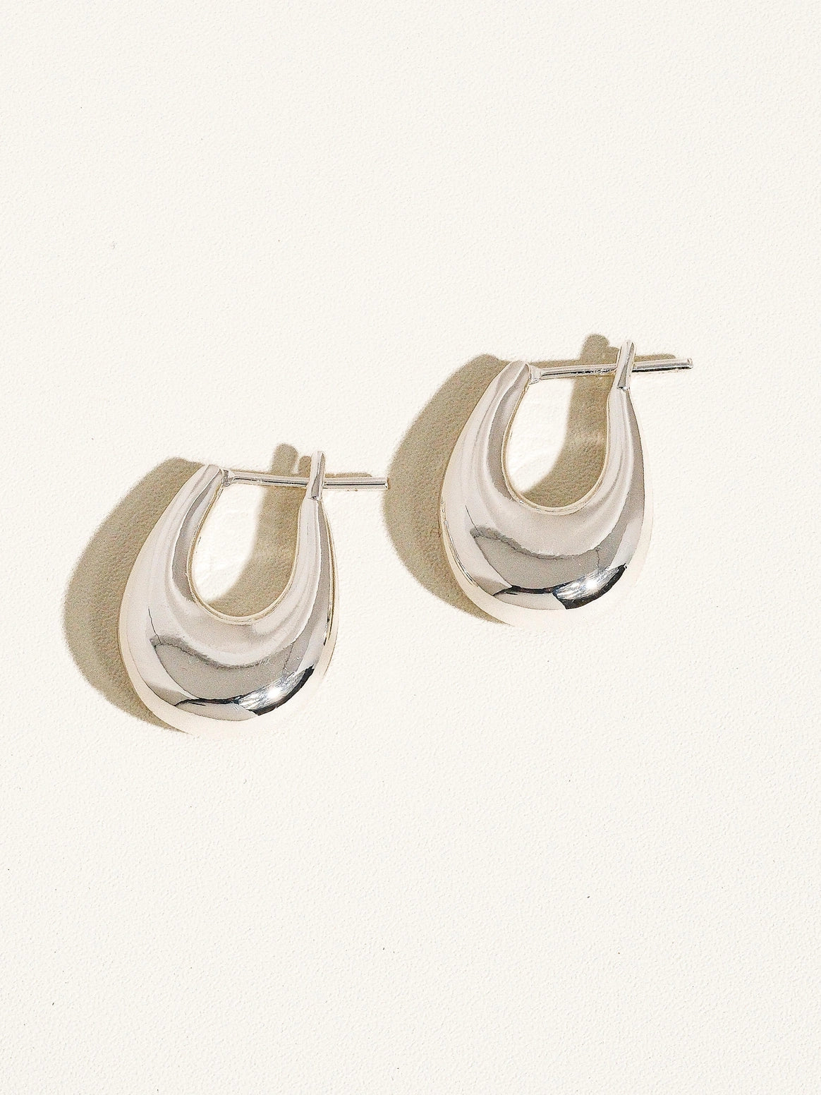 18K Classic Droplet Earring